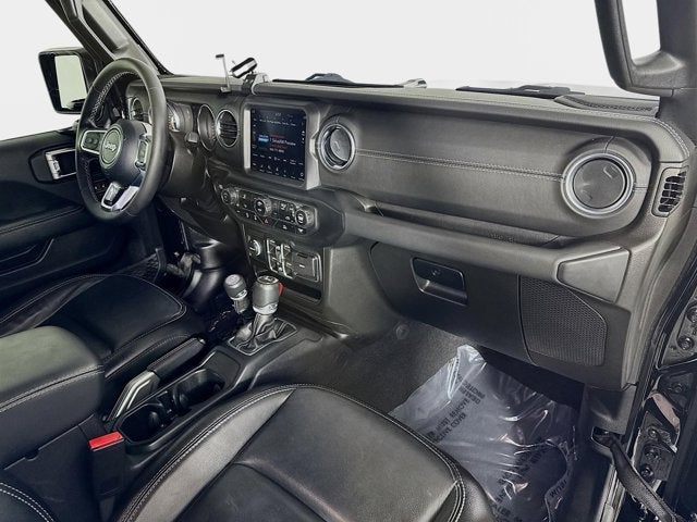 2022 Jeep Gladiator Overland