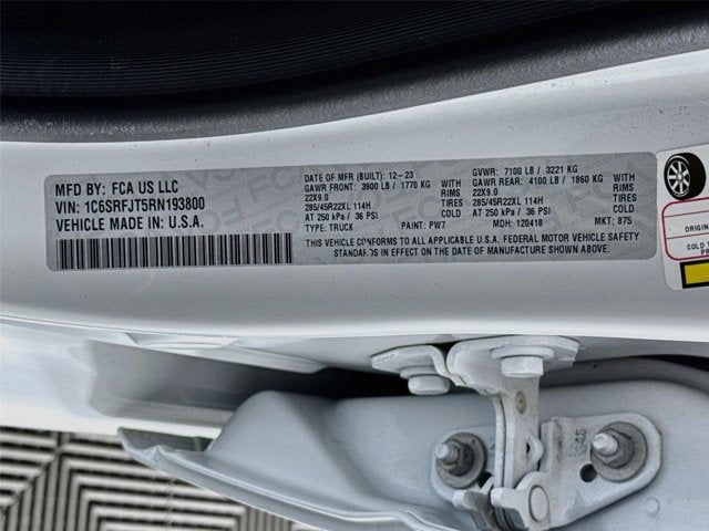 2024 RAM 1500 Laramie