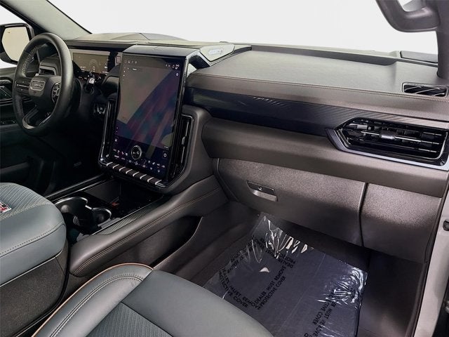2025 GMC Yukon AT4
