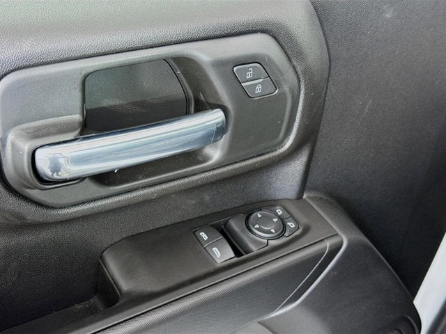 2025 GMC Sierra 2500HD Pro