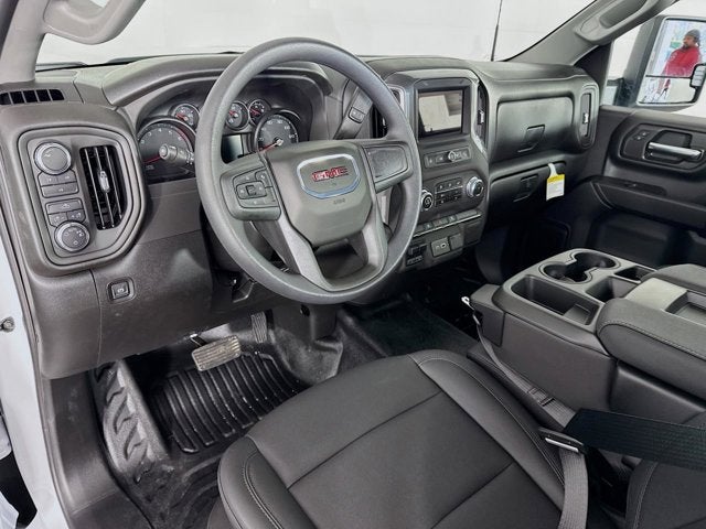 2025 GMC Sierra 2500HD Pro