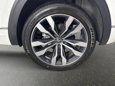 2020 Volkswagen Atlas Cross Sport 3.6L V6 SEL R-Line