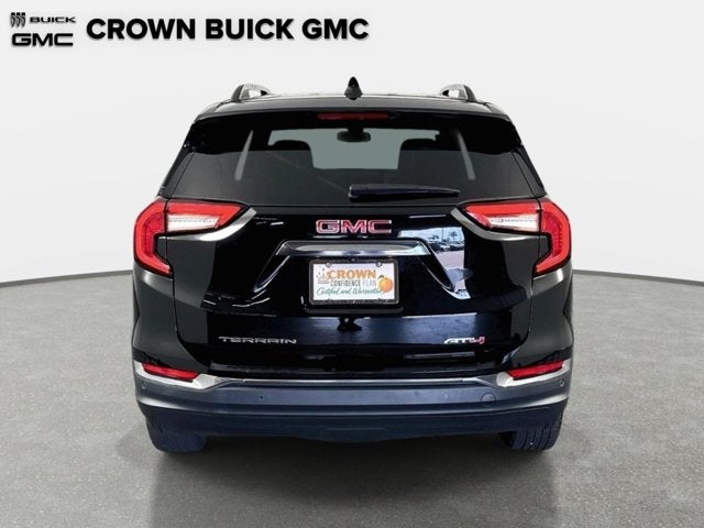 2024 GMC Terrain AT4