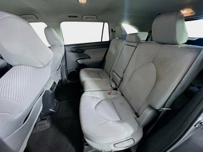 2023 Toyota Highlander LE