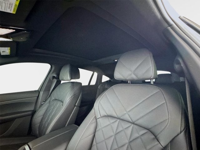 2025 BMW X6 xDrive40i