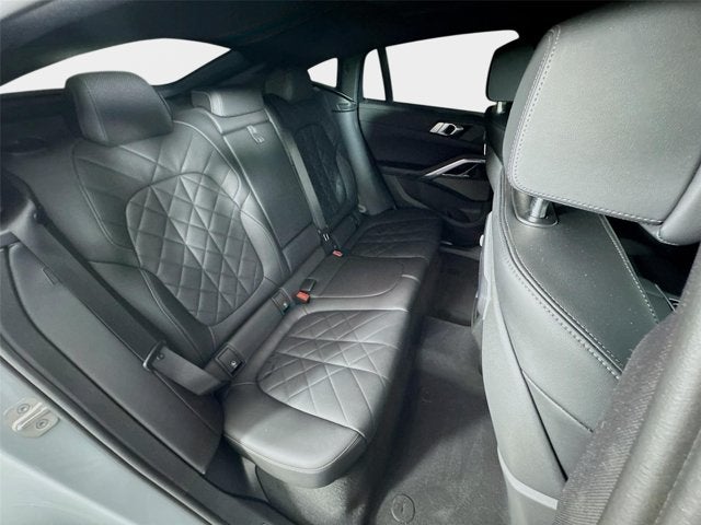 2025 BMW X6 xDrive40i