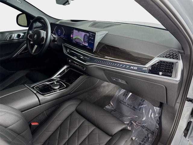 2025 BMW X6 xDrive40i
