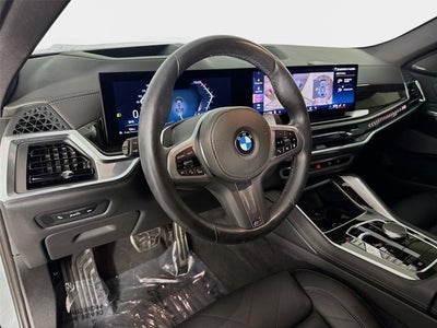 2025 BMW X6 xDrive40i