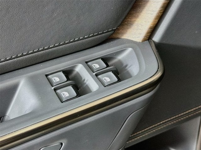 2025 Rivian R1S Ascend Tri Motor Max Pack