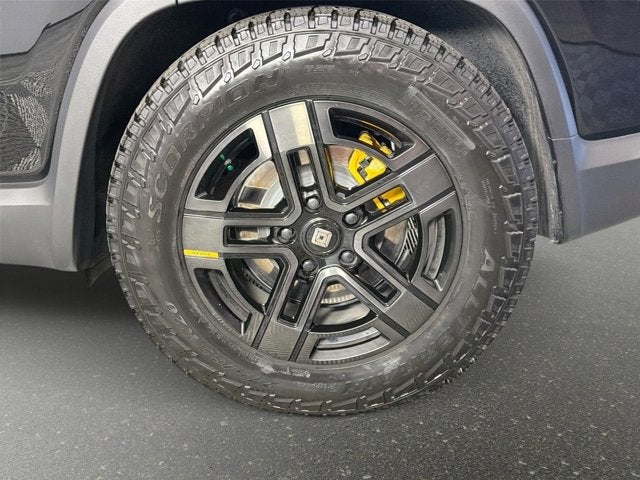 2025 Rivian R1S Ascend Tri Motor Max Pack