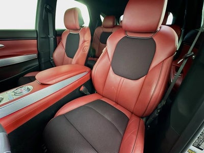 2023 Genesis GV70 2.5T