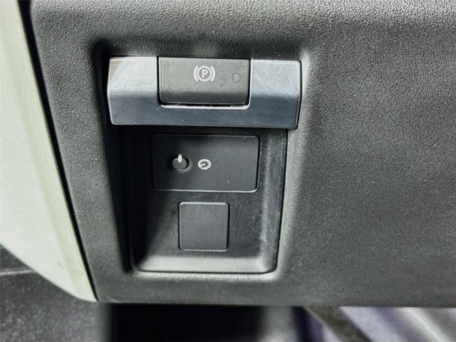 2020 Land Rover Defender 110 Standard