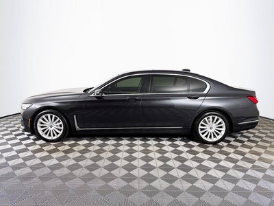 2022 BMW 7 Series 740i