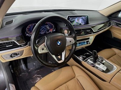 2022 BMW 7 Series 740i