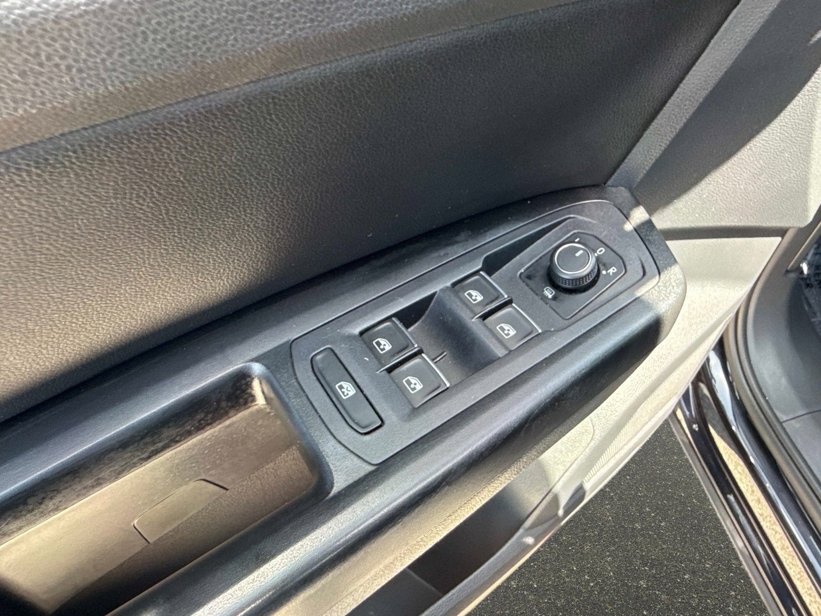 2018 Volkswagen Atlas 2.0T SE