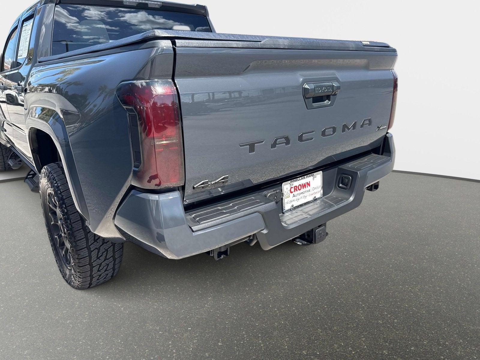 2025 Toyota Tacoma 4WD SR5