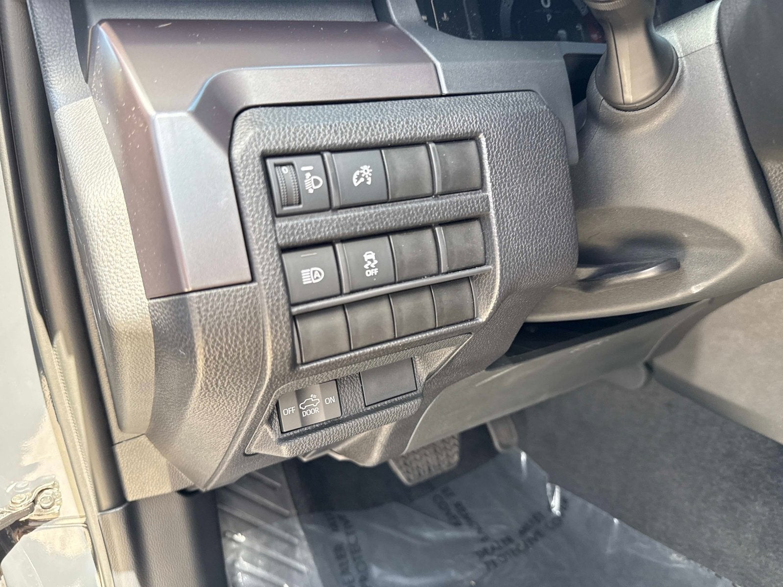 2025 Toyota Tacoma 4WD SR5