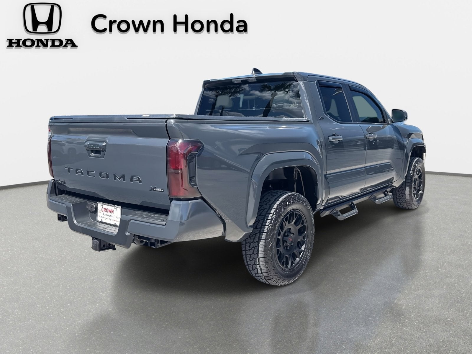 2025 Toyota Tacoma 4WD SR5