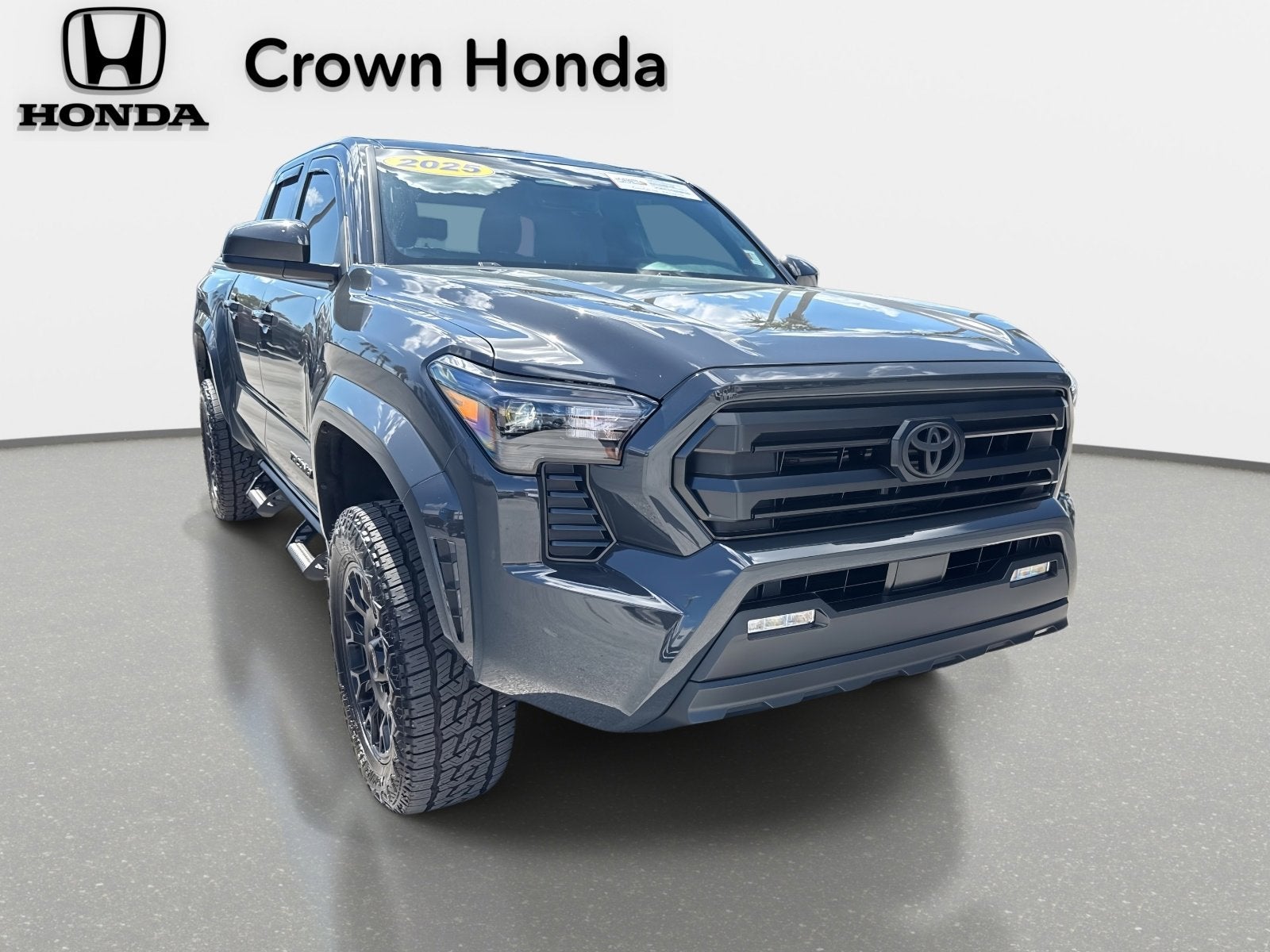 2025 Toyota Tacoma 4WD SR5