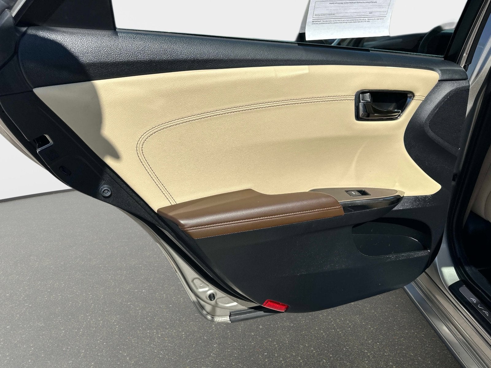 2015 Toyota Avalon Hybrid XLE Premium