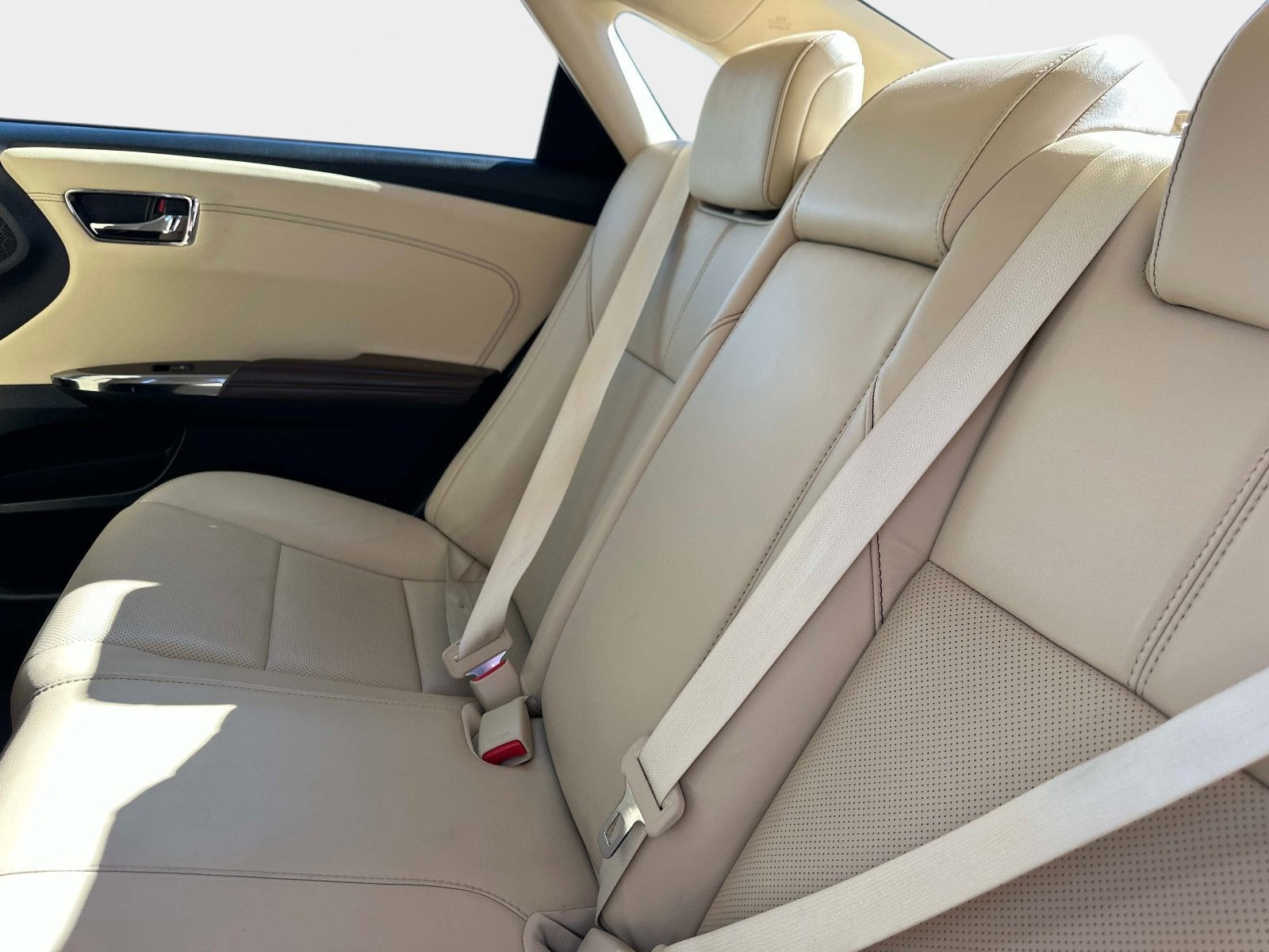 2015 Toyota Avalon Hybrid XLE Premium