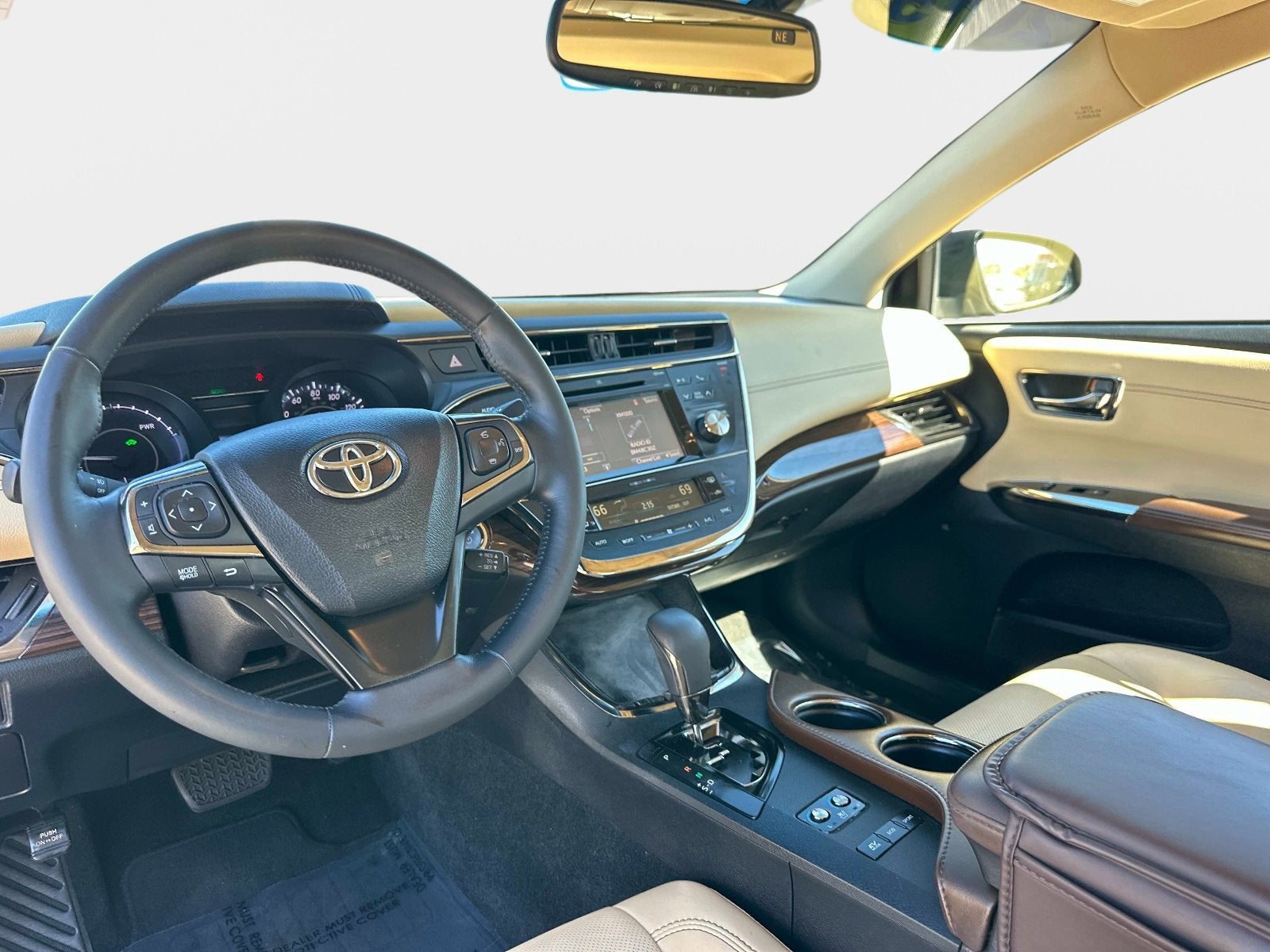 2015 Toyota Avalon Hybrid XLE Premium