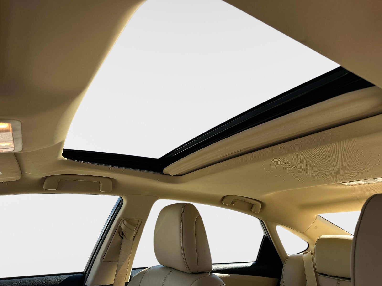 2015 Toyota Avalon Hybrid XLE Premium