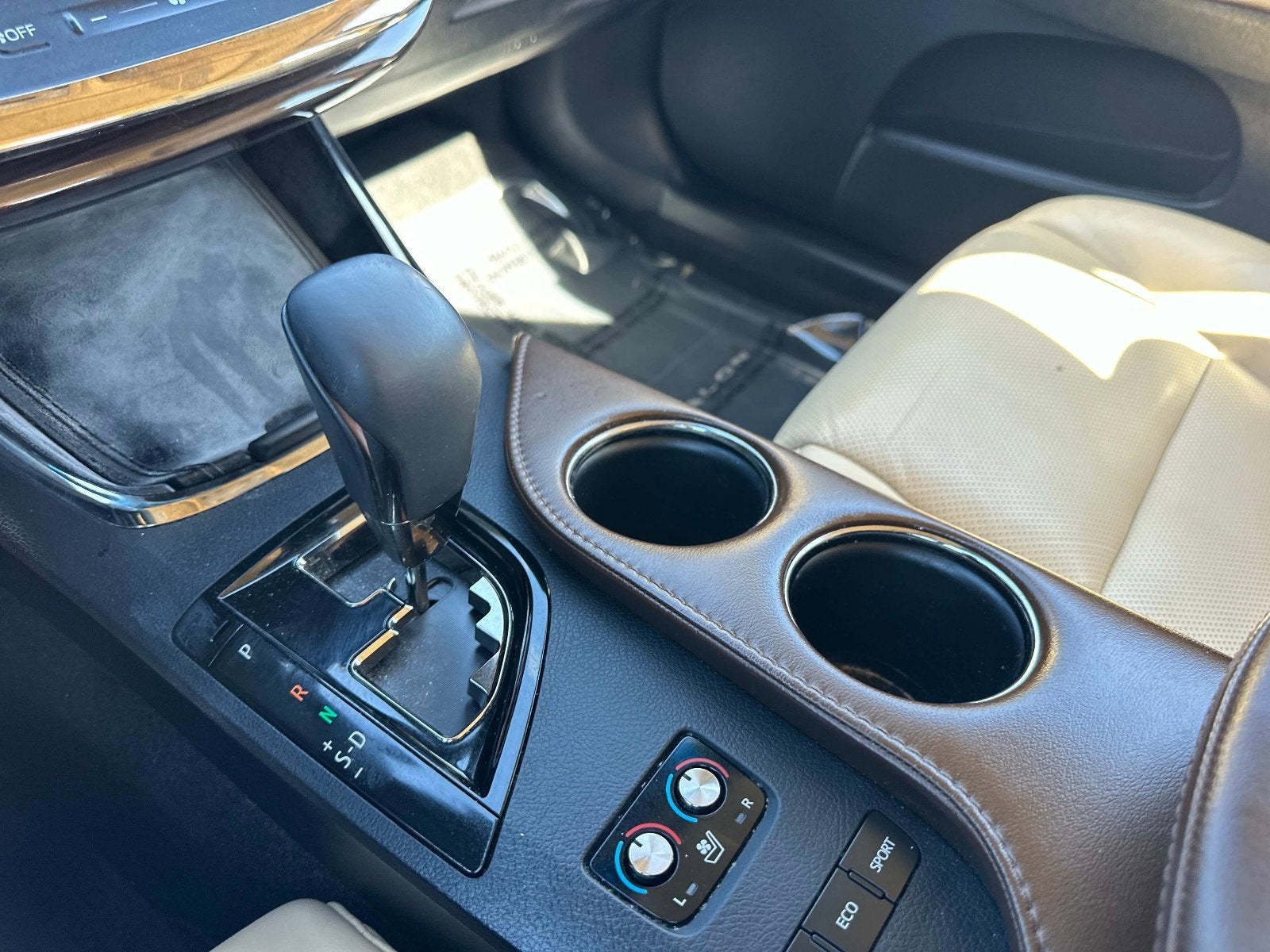 2015 Toyota Avalon Hybrid XLE Premium