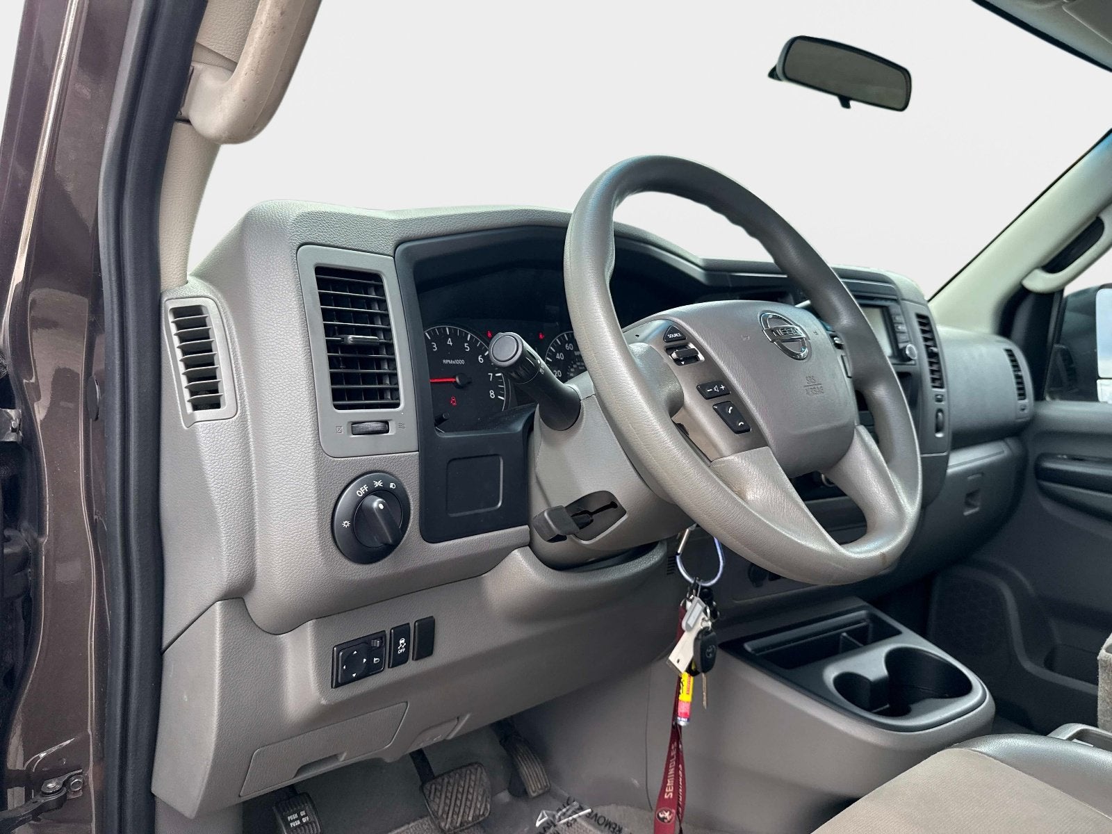 2015 Nissan NVP S