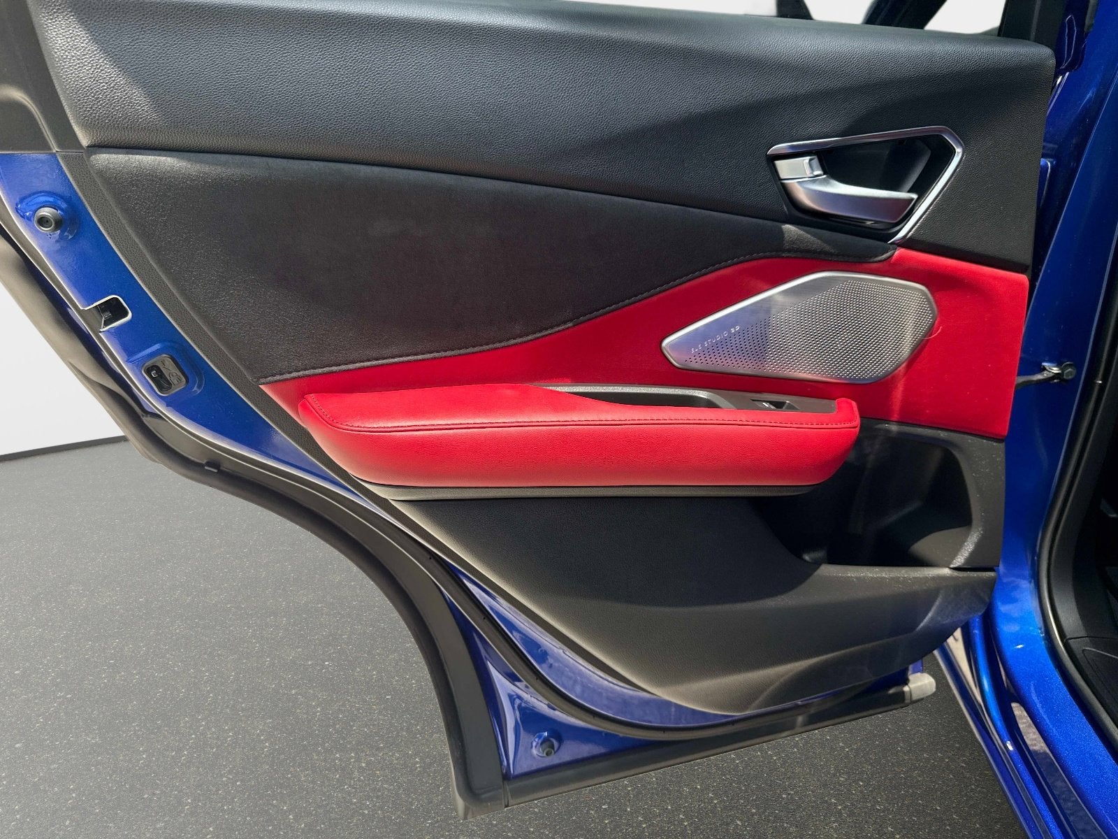 2025 Acura RDX w/A-Spec Advance Package