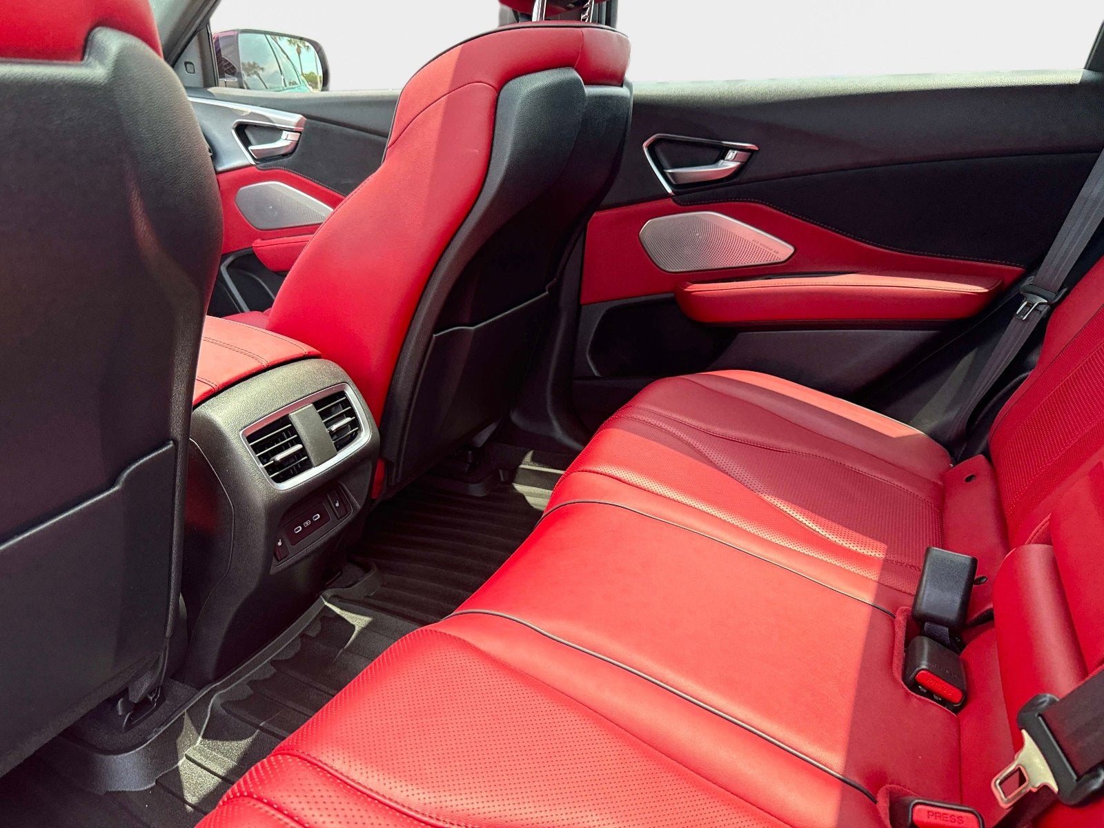 2025 Acura RDX w/A-Spec Advance Package
