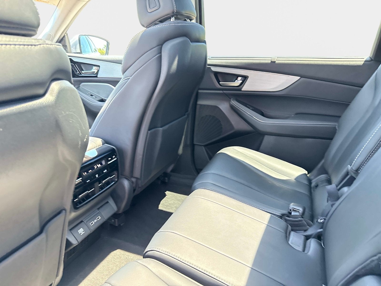 2023 Acura MDX w/Technology Package