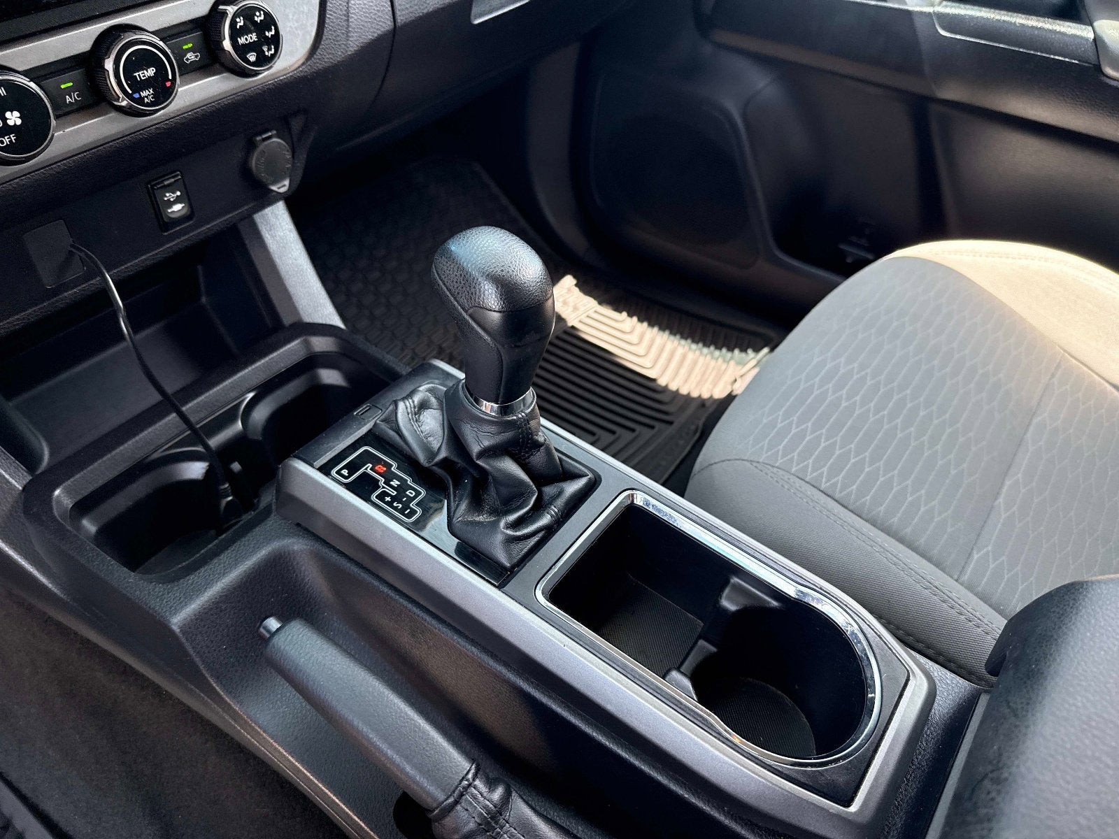 2017 Toyota Tacoma SR5