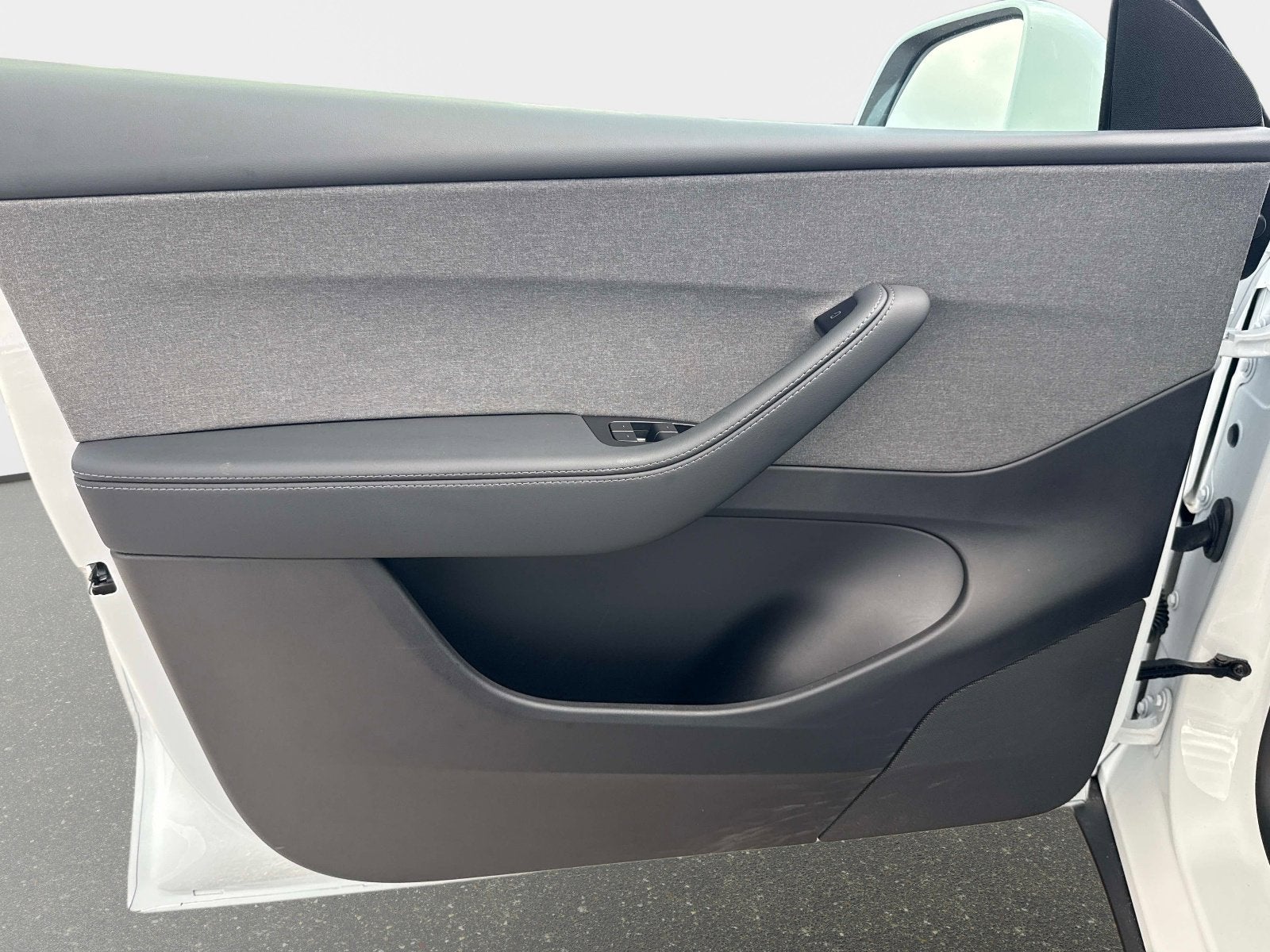 2026 Tesla Model Y Premium
