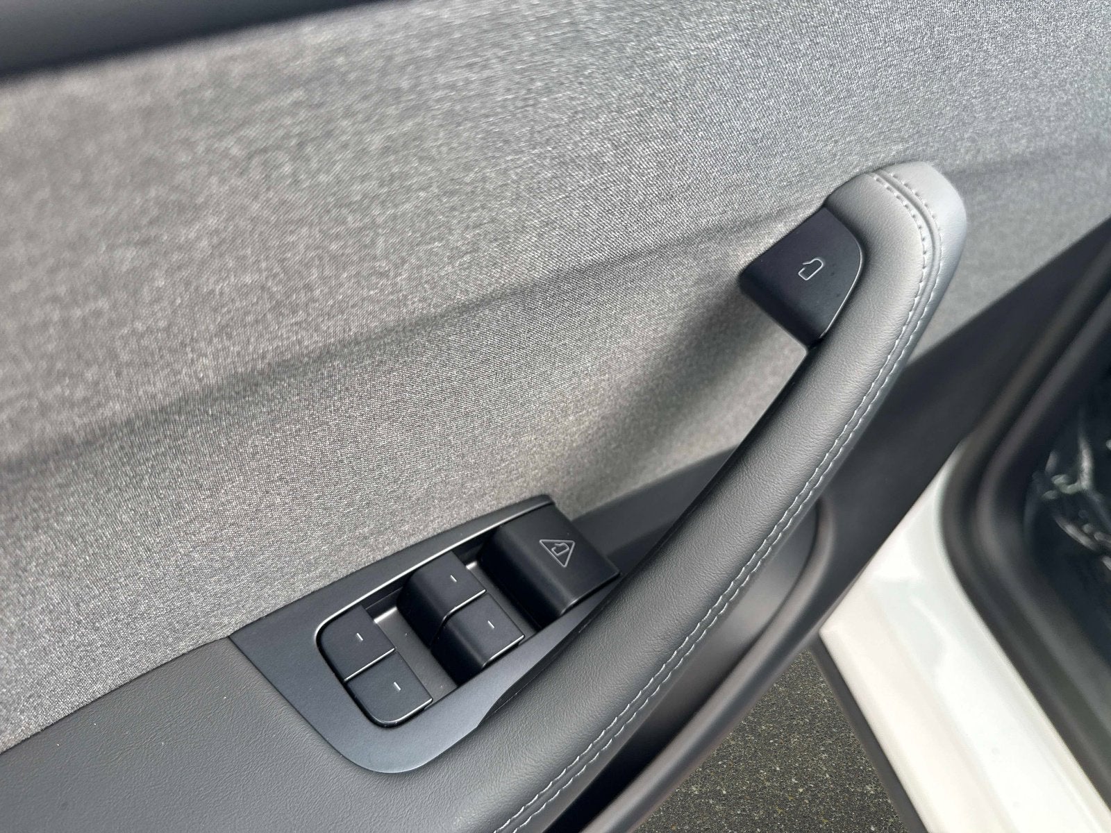 2026 Tesla Model Y Premium