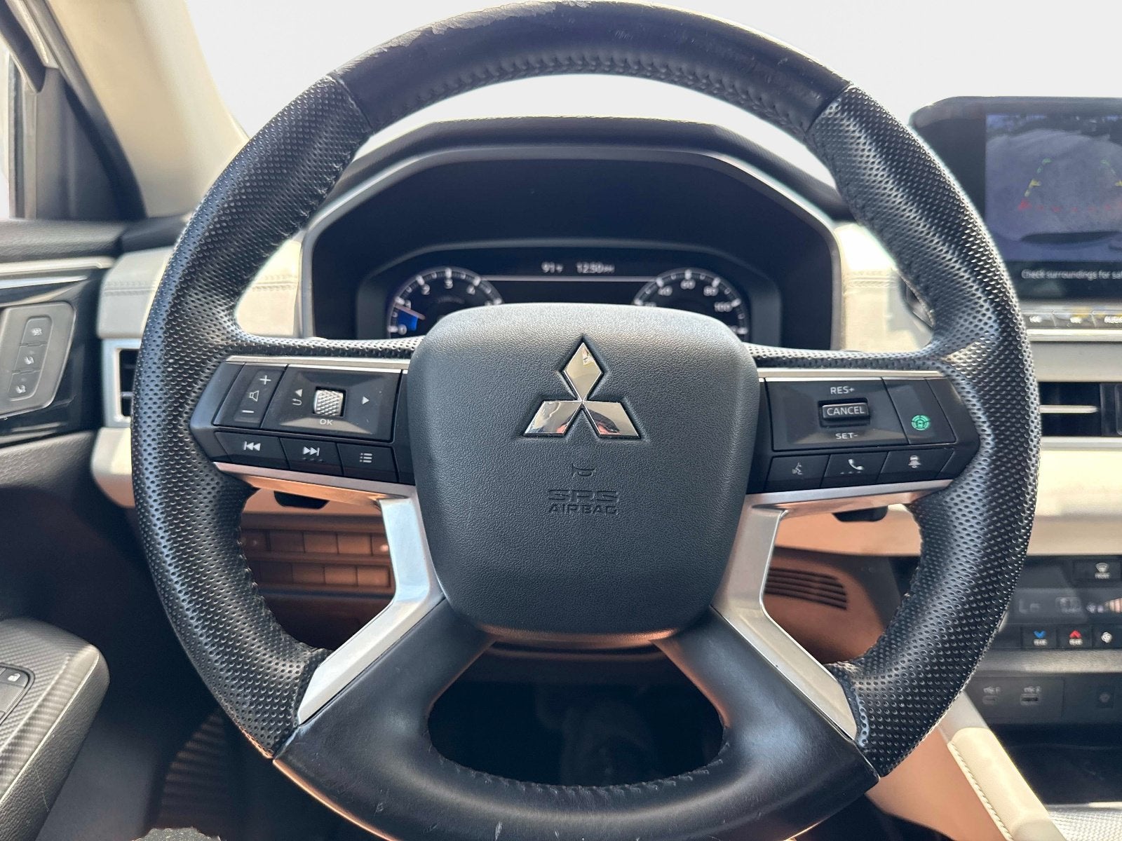 2023 Mitsubishi Outlander SEL
