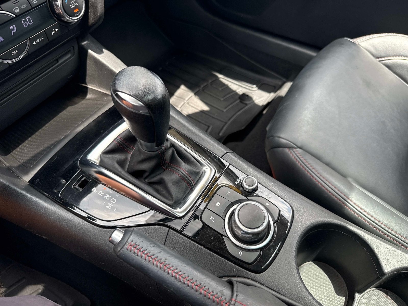 2014 Mazda Mazda3 i Grand Touring