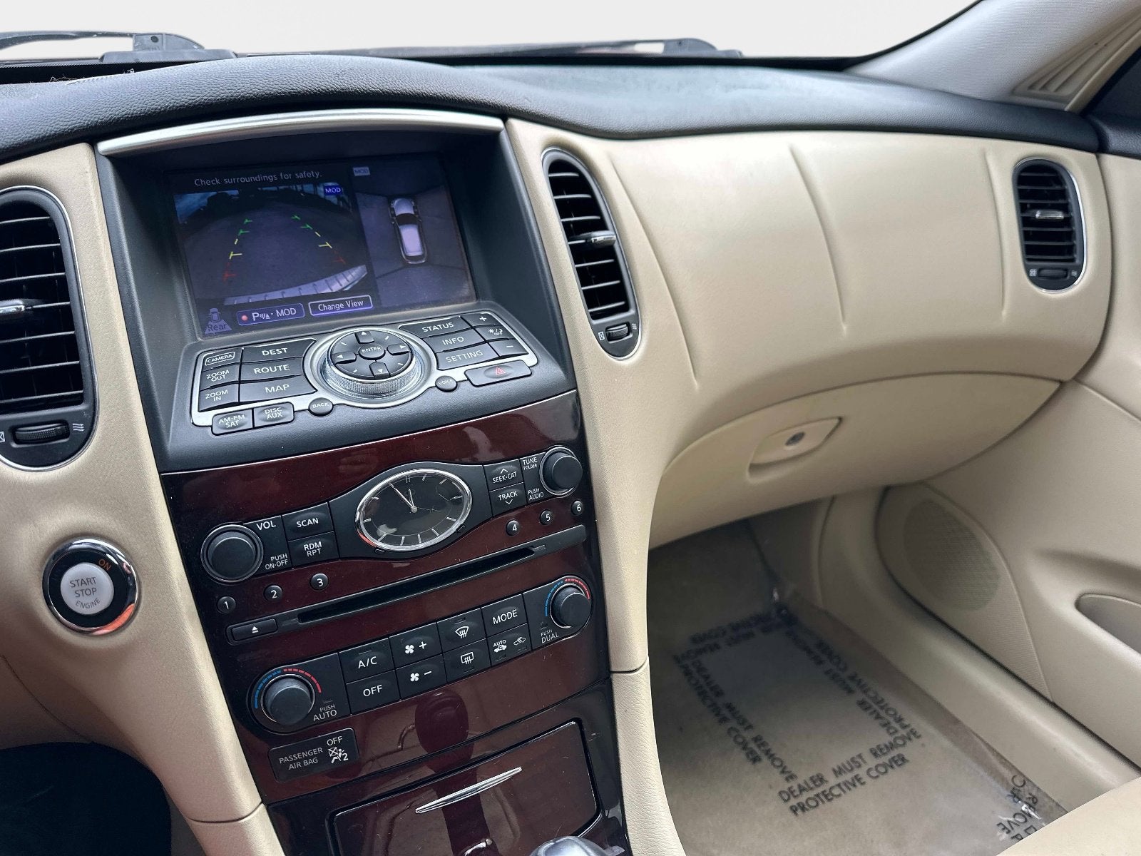 2016 INFINITI QX50 Base