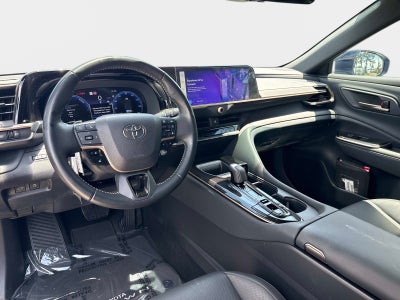 2025 Toyota Crown Signia XLE