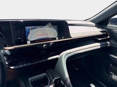 2025 Toyota Crown Signia XLE