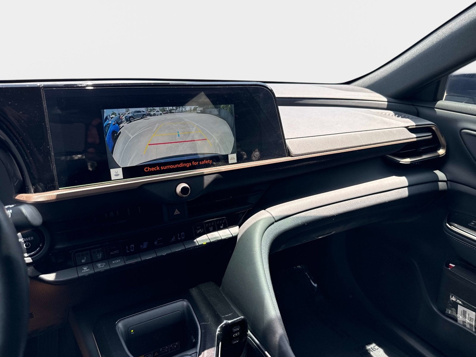 2025 Toyota Crown Signia XLE