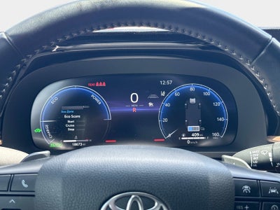 2025 Toyota Crown Signia XLE