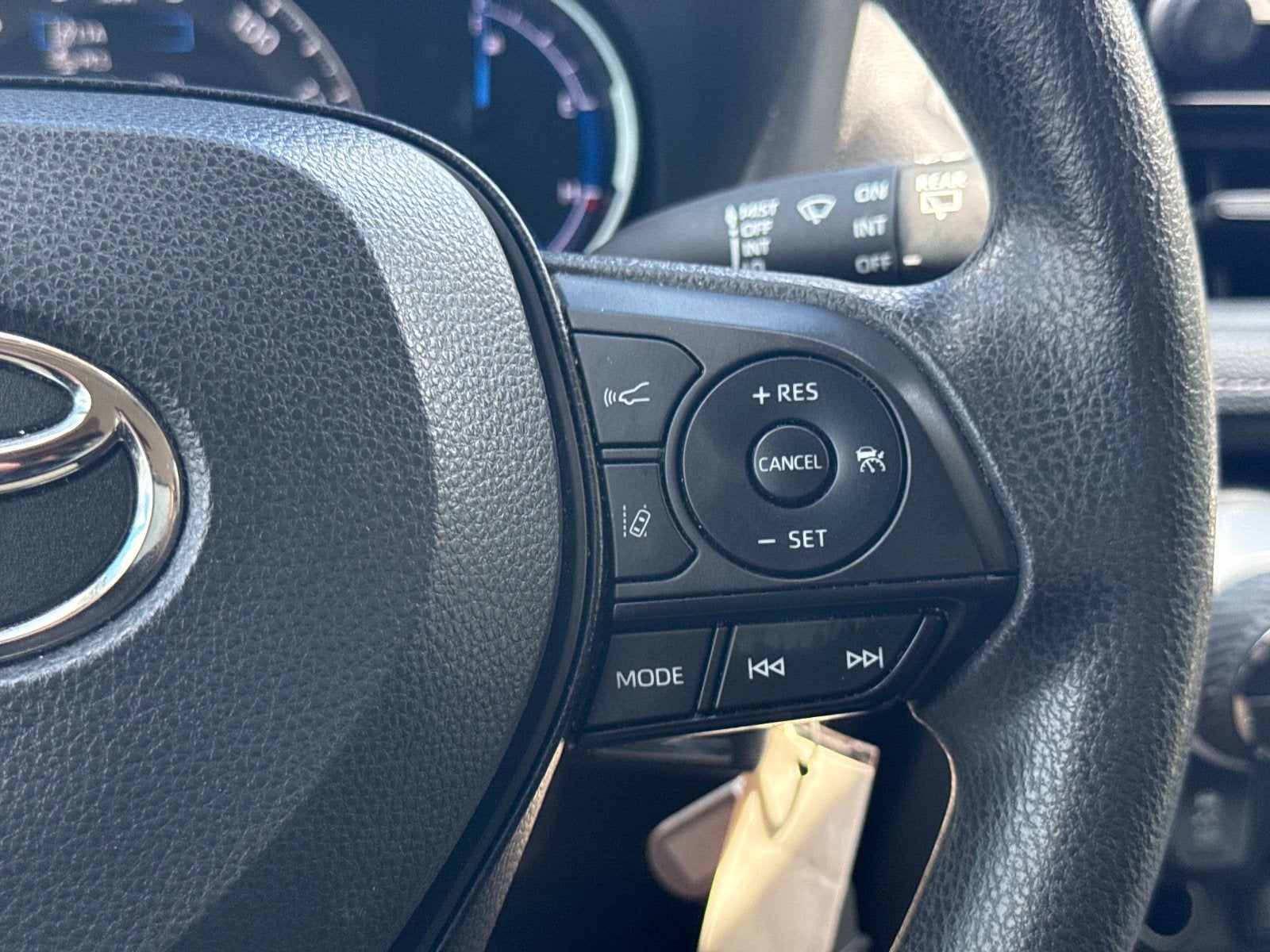2023 Toyota RAV4 Hybrid LE