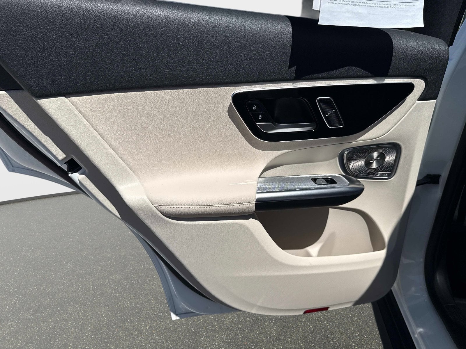 2025 Mercedes-Benz GLC GLC 300