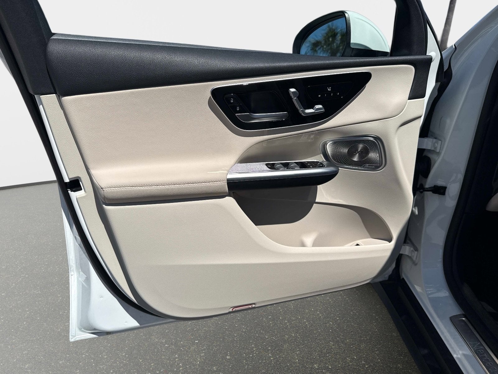 2025 Mercedes-Benz GLC GLC 300