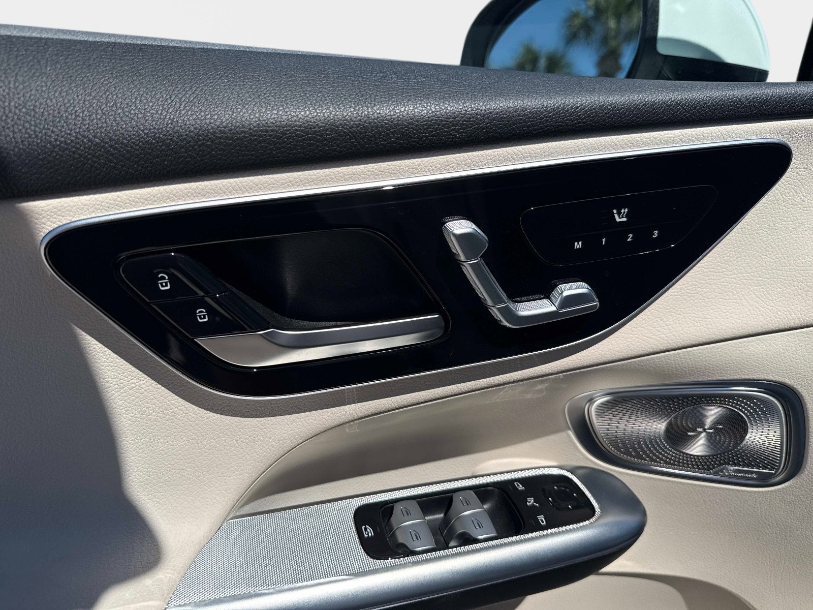 2025 Mercedes-Benz GLC GLC 300