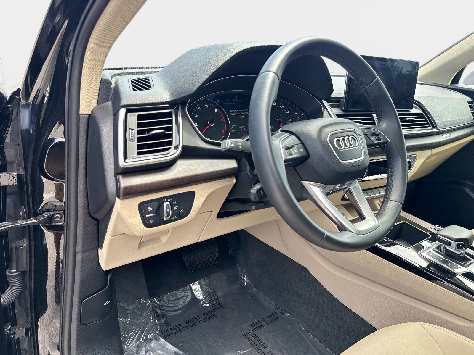 2023 Audi Q5 S line Premium