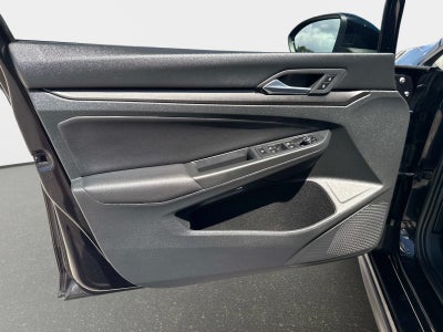 2022 Volkswagen Golf GTI SE