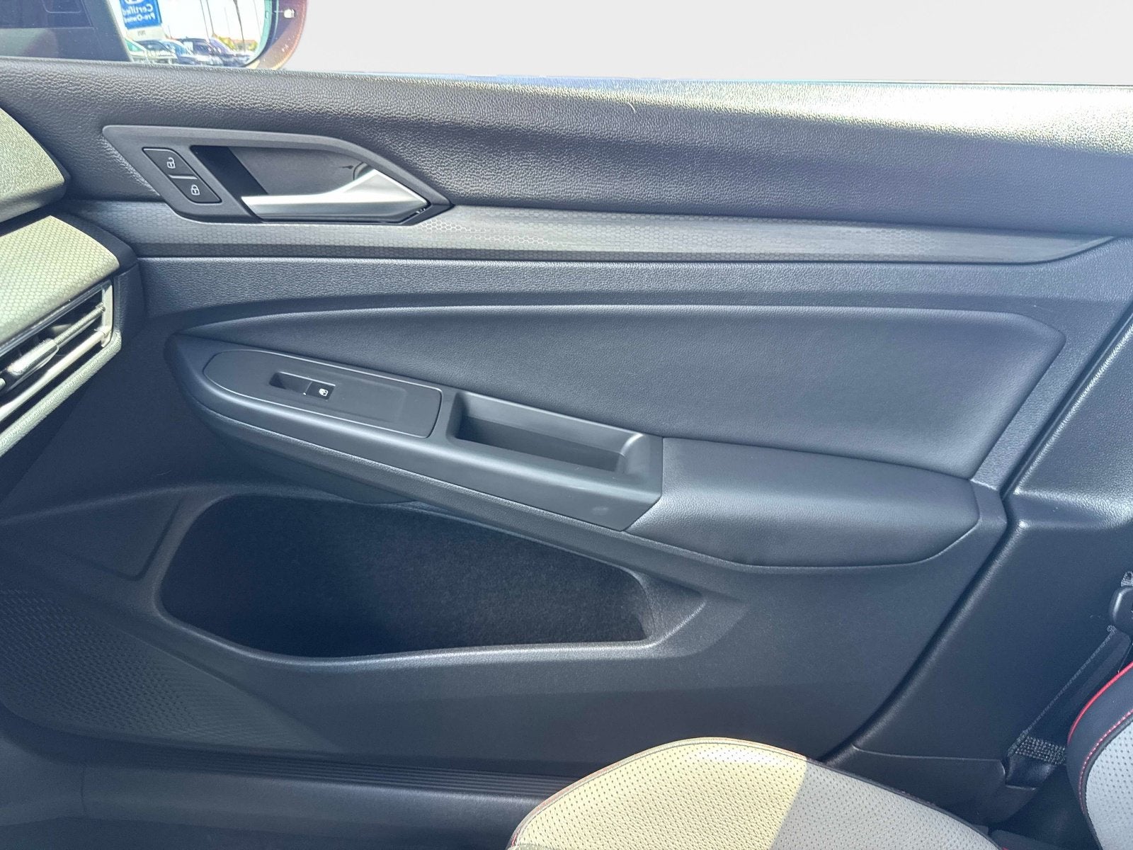 2022 Volkswagen Golf GTI SE