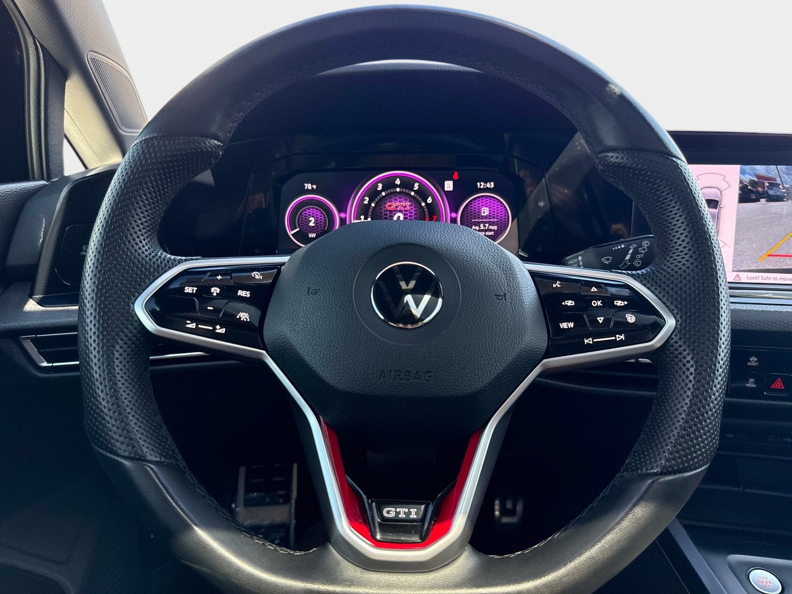 2022 Volkswagen Golf GTI SE